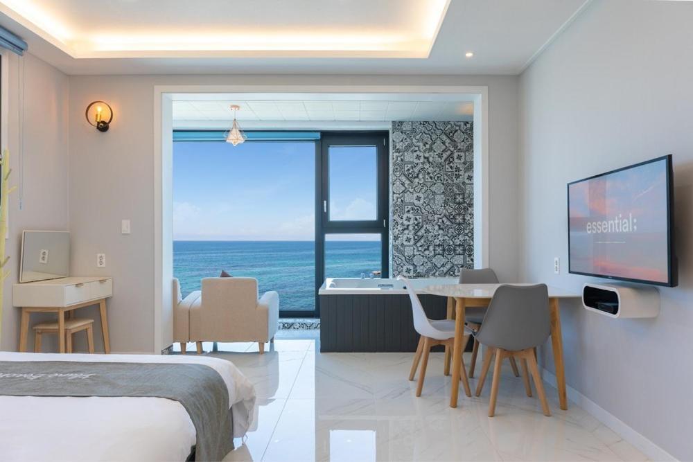 Gangneung Blanc Beach Pension Habitación foto