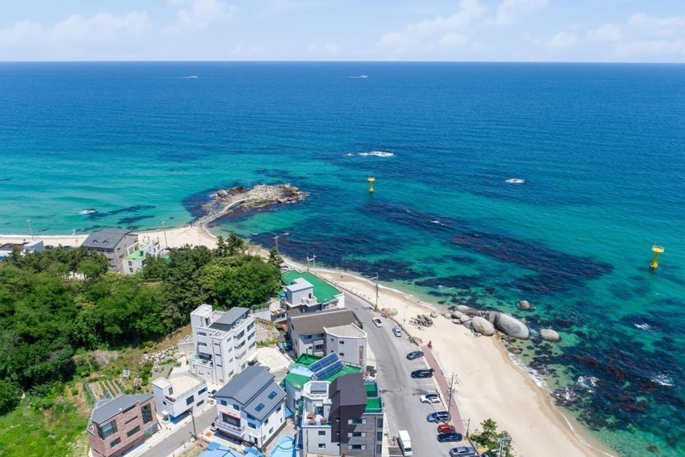 Gangneung Blanc Beach Pension Exterior foto